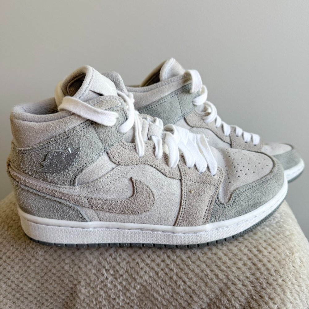 Nike Air Jordan 1 Mid SE Particle Grey - Women's Size 8.5